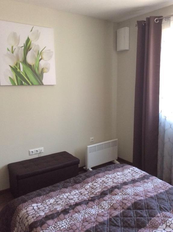 Apartment Morskoi Gnom Burgas Exteriör bild